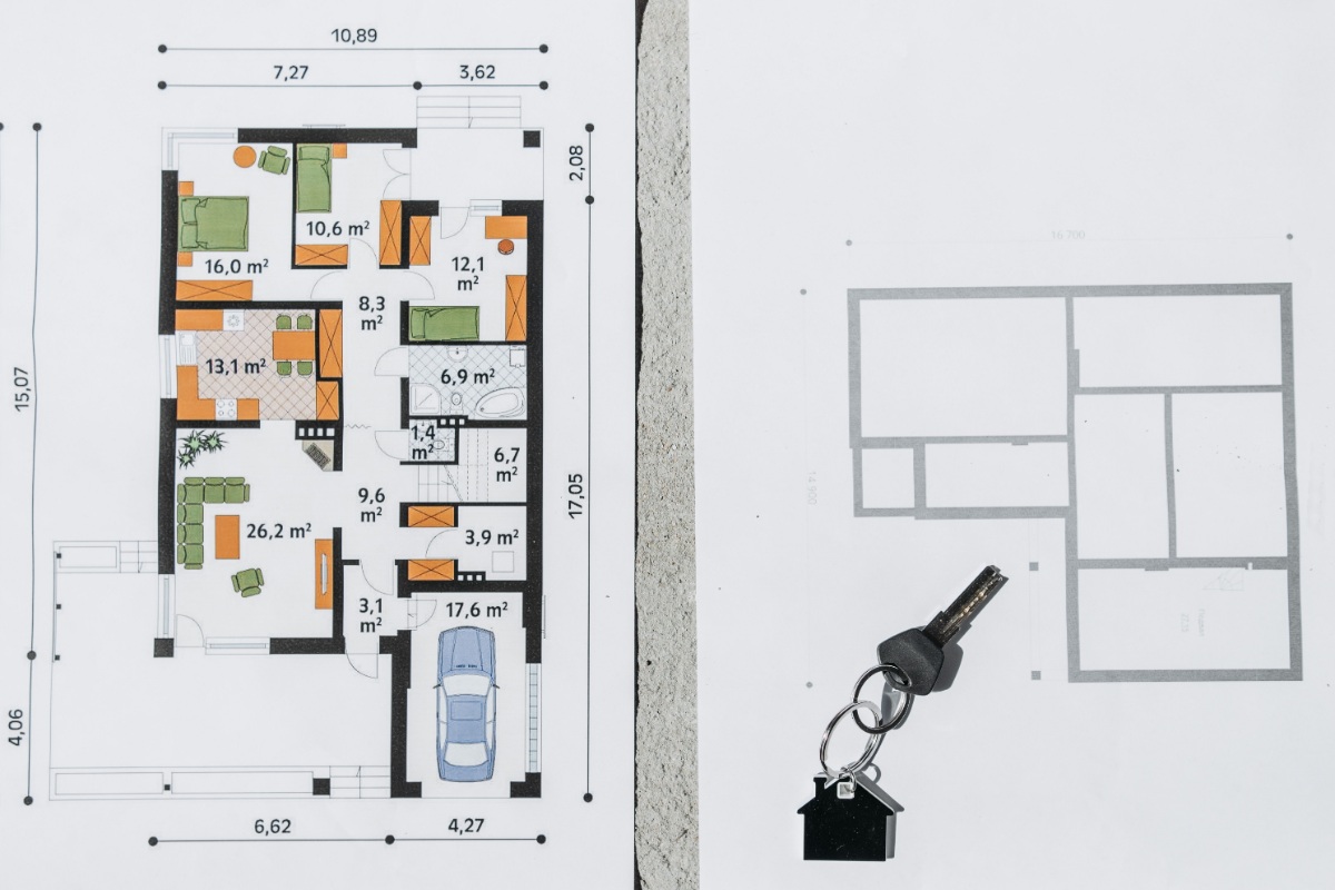 Apartment floor plan and house key used to check layout and dimensions
